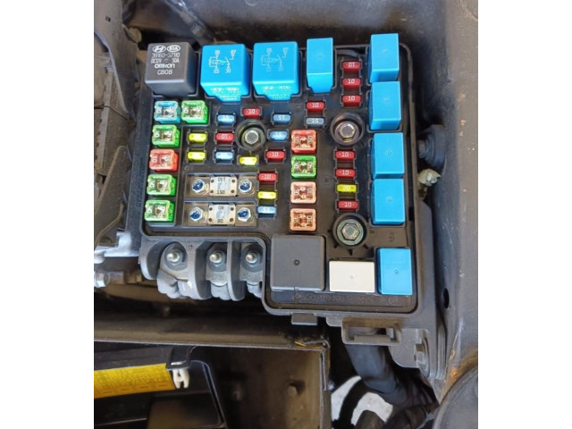Блок предохранителей    KIA Ceed    