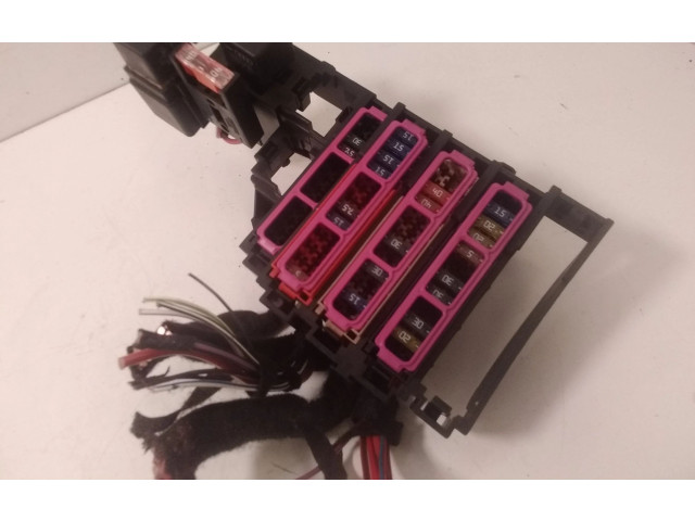 Блок предохранителей 8K0971845A Audi Q5 SQ5