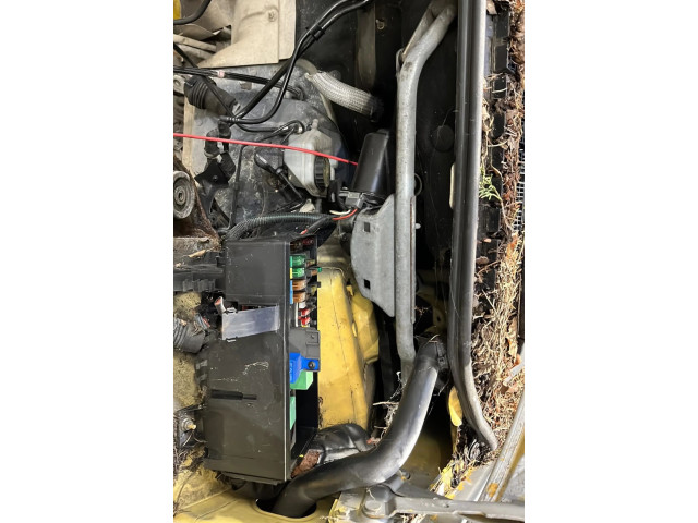 Моторчик дворников     Fiat Scudo