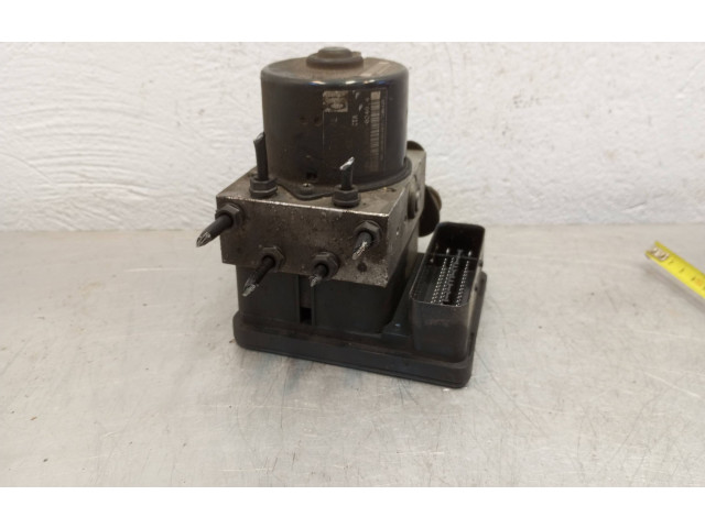 Блок АБС 1K0907379AC, 10096003593 Volkswagen Touran I 2003 - 2010 года