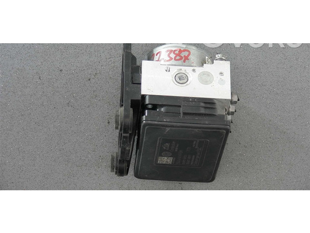 Блок АБС 5Q0614517EK, 5Q0614517EKBEF Volkswagen Golf VIII 2019 - года