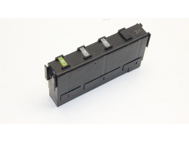   Pojistková skříňka 8264130250   Lexus GS 300 350 430 450H 2006