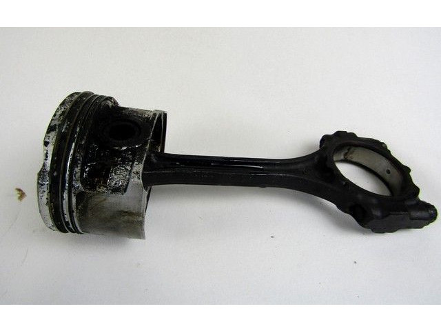 Поршень с шатуном 1310140021 Daihatsu Sirion