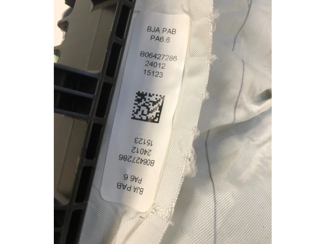 Подушка безопасности пассажира 537894800 Renault Clio V