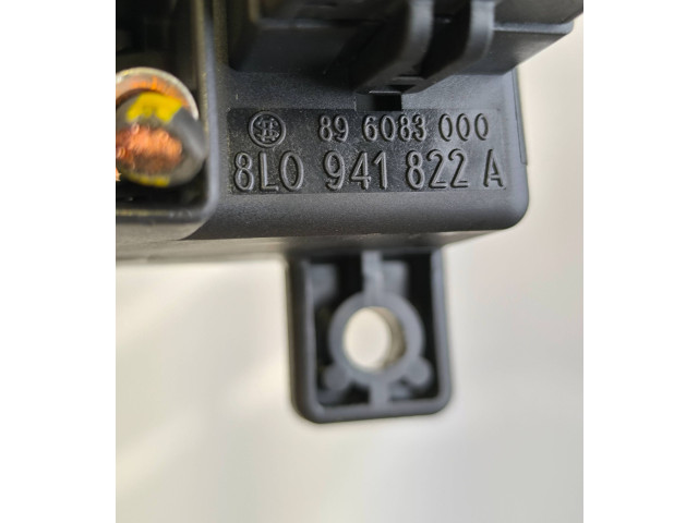 Блок предохранителей  896083000, 8L0941822A   Audi A6 S6 C5 4B    