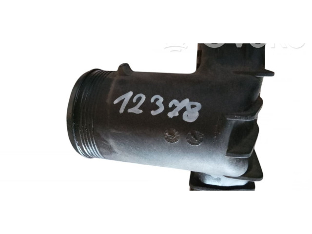 Интеркулер  989581K, 04093397   Volvo XC90 