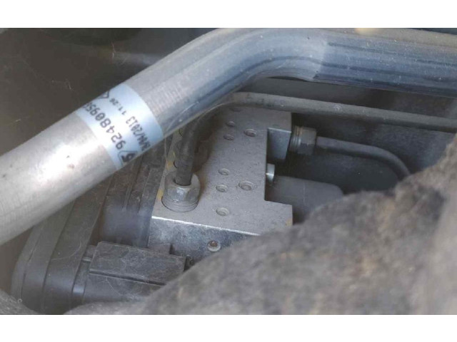 Блок АБС 476608628R   Dacia  Lodgy  2012 -  года