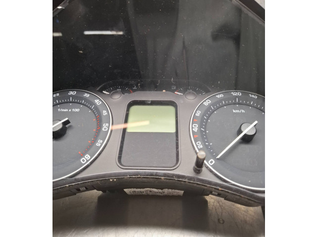 Панель приборов 1z0920810e Skoda Octavia Mk2 (1Z)