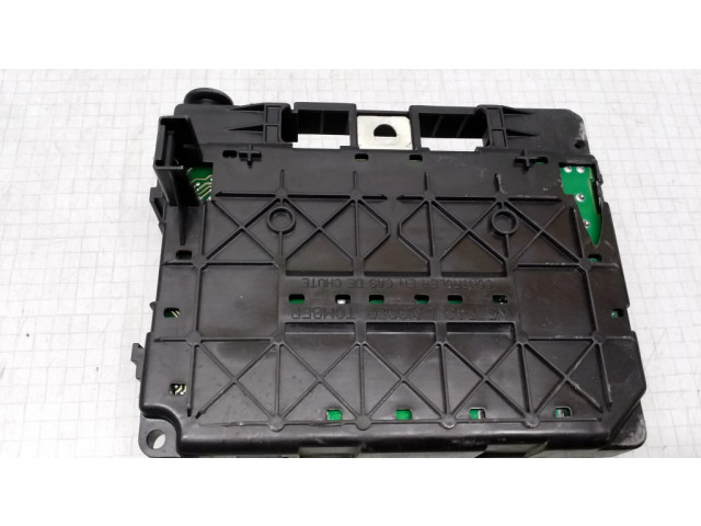 Блок предохранителей Citroen Xsara Picasso