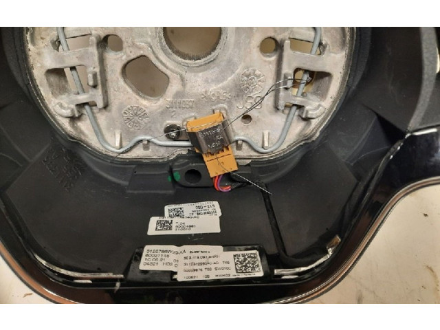 Руль Skoda Fabia Mk3 (NJ)  2015 - 2021 года 5E3419093A, 5E3419093A      