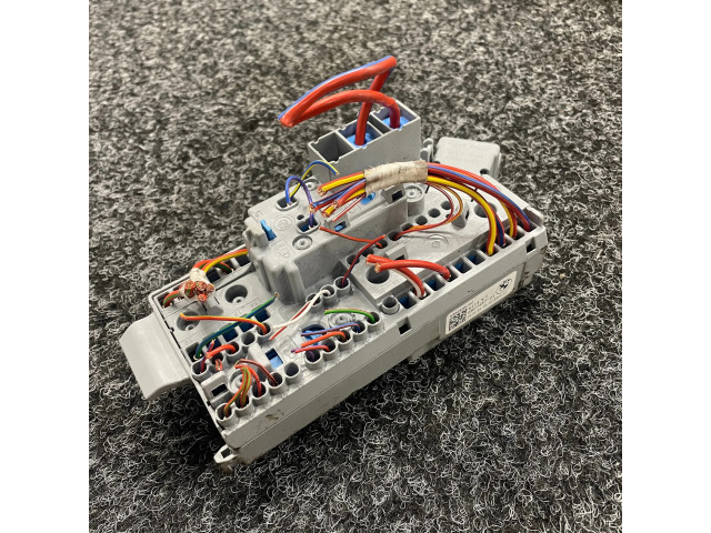 Блок предохранителей 6807487 BMW X3 G01