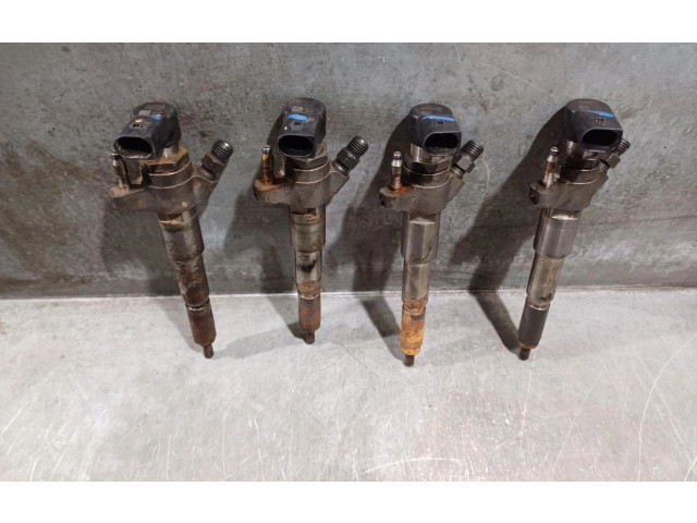 Форсунка 166000372R Nissan Navara