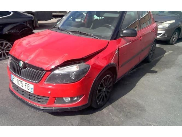 Генератор 06F903023E Skoda Fabia Mk2 (5J)