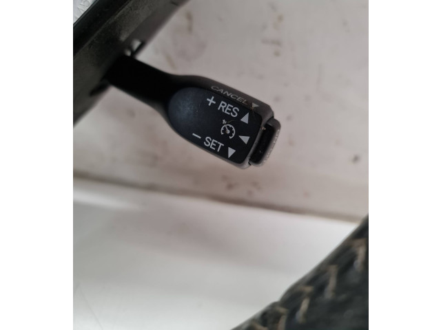 Руль Toyota Corolla Verso AR10  2004 - 2009 года GS12001450      