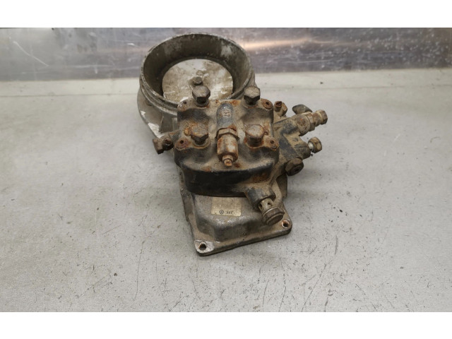 Vstřikovací lišta 0438120162, 049133353S Volkswagen Golf I