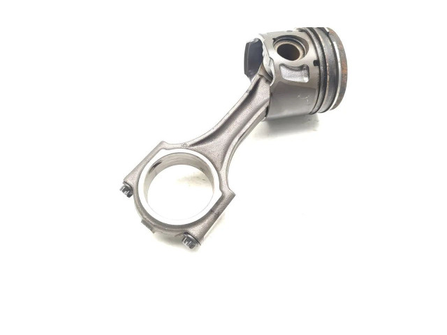 Поршень с шатуном 224DT 224DT Jaguar XF