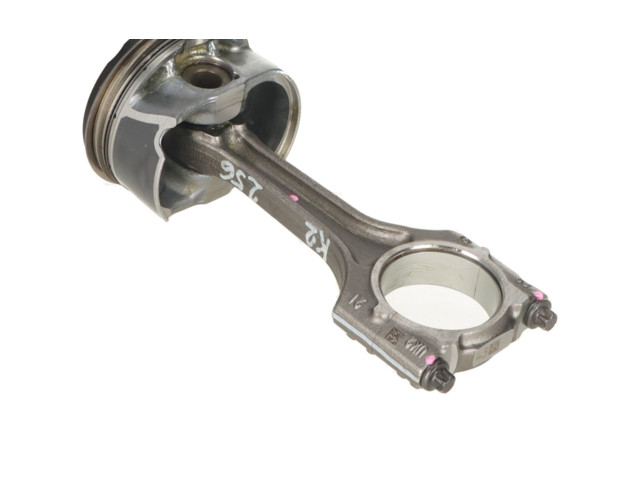 Шатун 06H198401D Audi Q3 F3