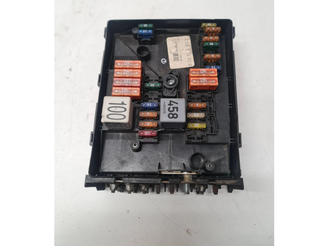 Блок предохранителей 1K0937125, 017183021 Volkswagen Jetta V