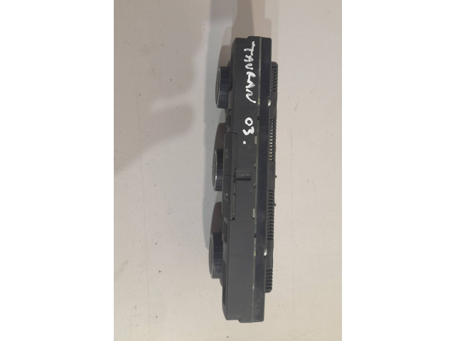 Блок управления климат-контролем    Volkswagen Touran I