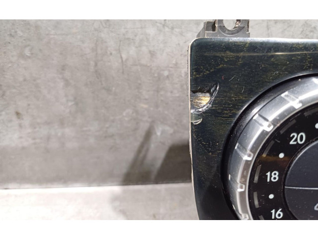 Блок управления климат-контролем A2049000815   Mercedes-Benz CLS C218 X218