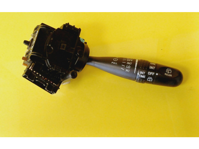 Ручка стеклоочистителей 173647   Toyota Corolla Verso E121