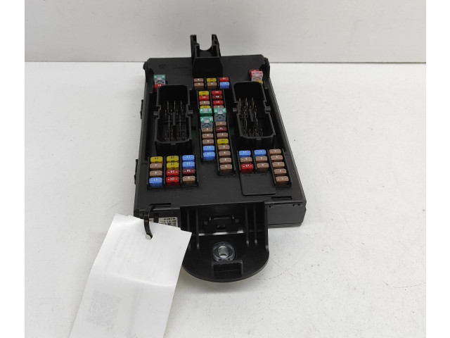 Pojistková skříňka 32142591 Volvo XC60 2019