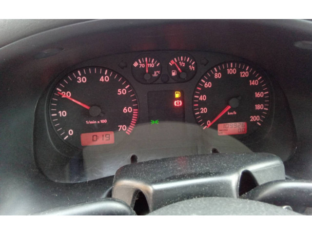 Přístrojová deska Seat Arosa 2000 6H0920860L, 6H0920860