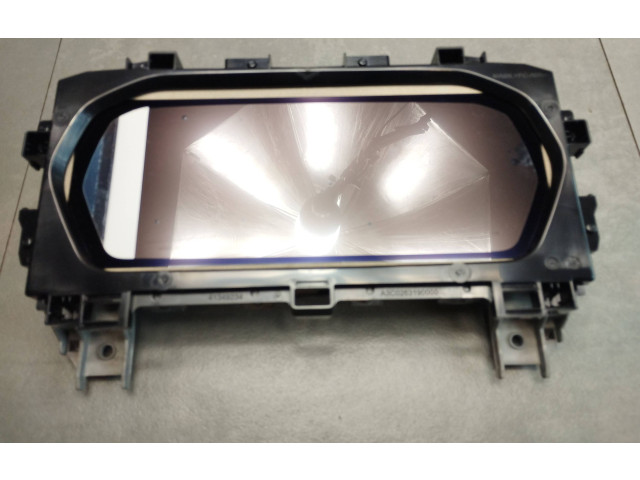 Přístrojová deska Audi Q4 Sportback e-tron 2023 89A920725E, 89A190