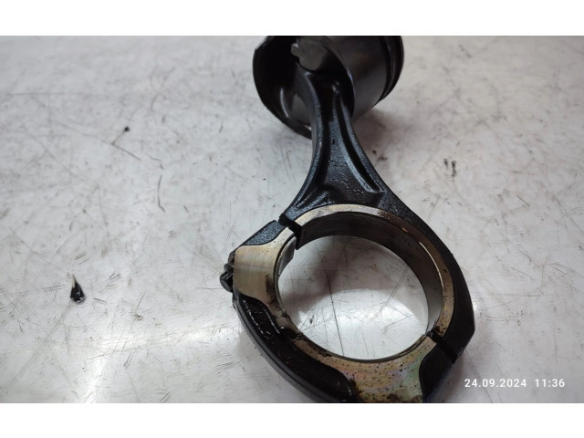 Píst Mercedes-Benz S W221 OM642