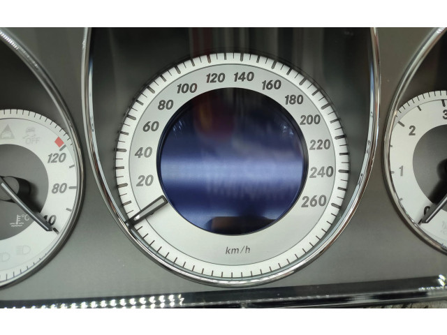 Přístrojová deska Mercedes-Benz GLK (X204) 2015 A2049006213