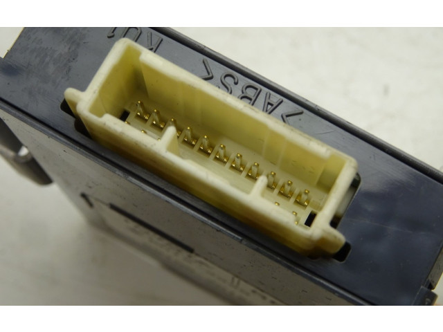 Модуль управления gateway 89100-30160   Lexus RC   