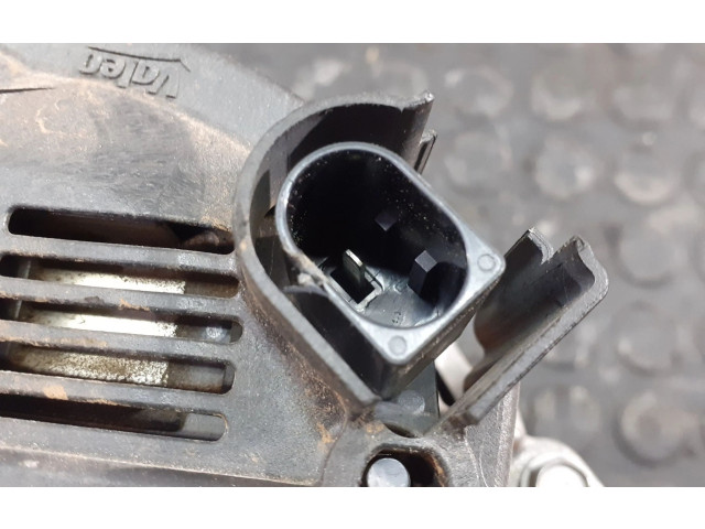 Генератор 04E903015   Audi A1      