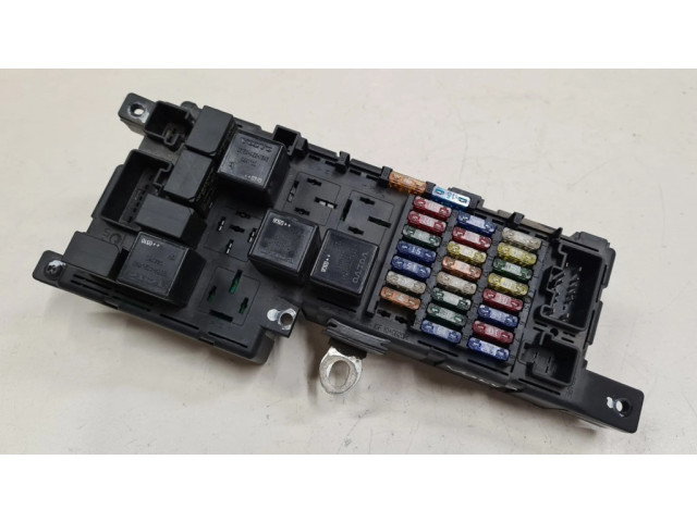 Блок предохранителей 518829007, 8678449   Volvo S80    