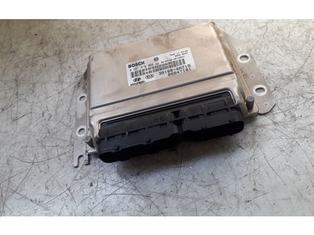 Блок управления двигателя 0K30E677F0   KIA Rio