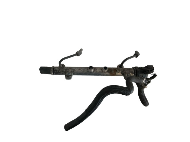 Топливная рампа A6110780449 Mitsubishi Colt