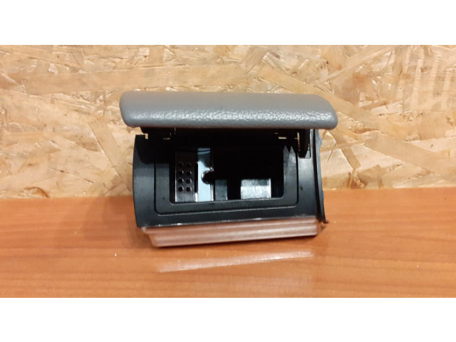 Пепельница