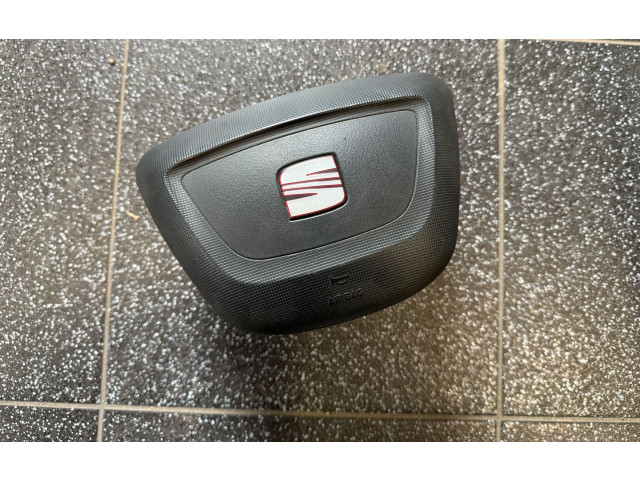 Подушка безопасности водителя    Seat Ibiza IV (6J,6P)