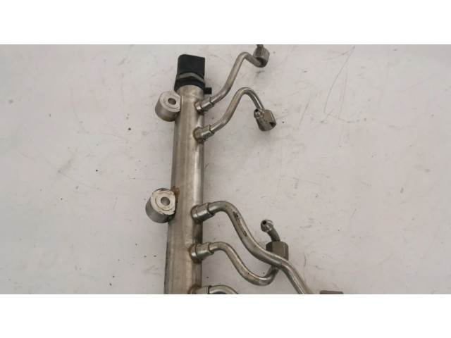 Vstřikovací lišta 7620946 BMW 5 F10 F11 pro benzínový motor 4.4