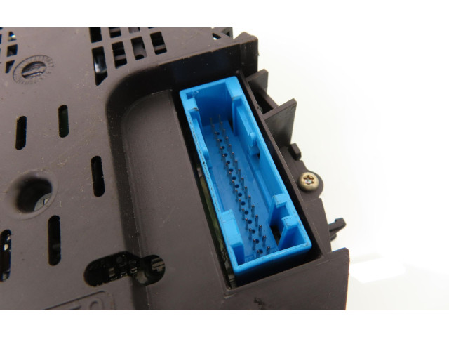 Панель приборов 110080020002, 8Z0920900A Audi A2