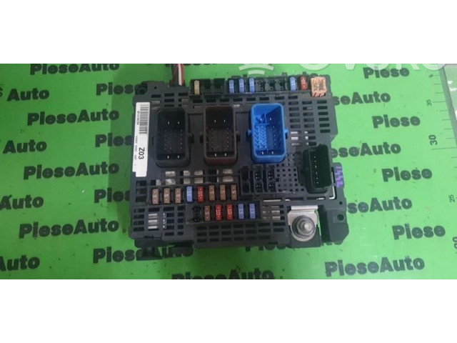 Pojistková skříňka 9813136780 Peugeot 3008 2010