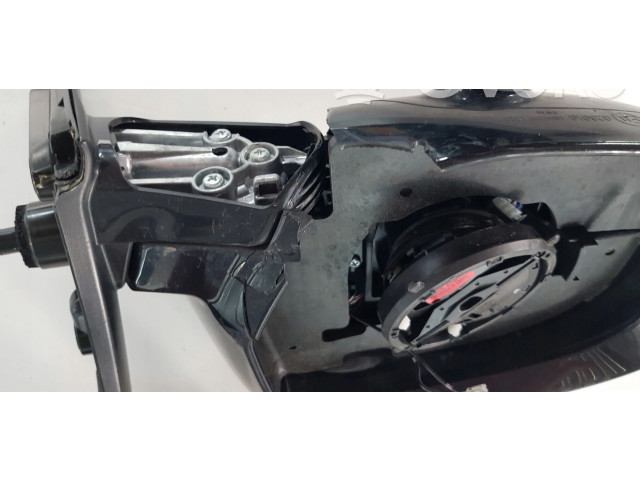 Зеркало электрическое Mitsubishi Outlander 2013 - 2021 года