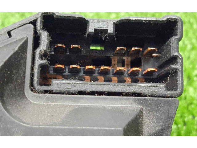 Ручка стеклоочистителей Nissan Almera Tino