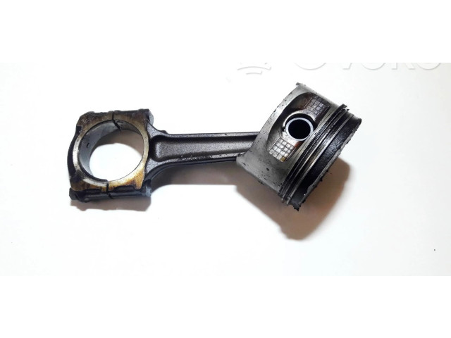 Píst Renault Espace III