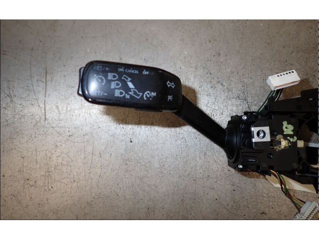 Ручка стеклоочистителей Volkswagen Golf VII