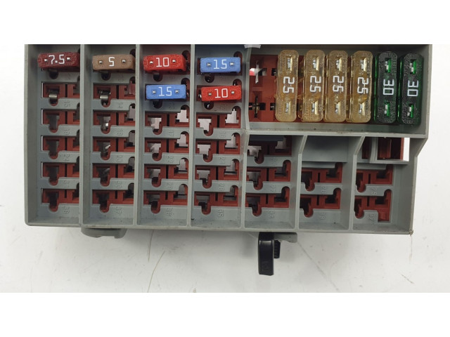 Блок предохранителей     Volvo XC90    