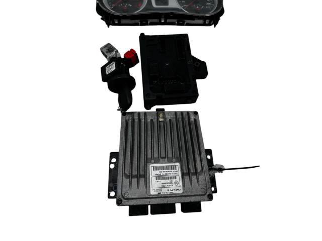 Комплект блоков управления 8200909666, 8200911560   Renault Clio III