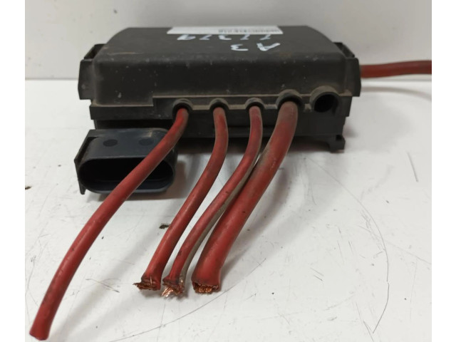 Блок предохранителей Audi A3 S3 8L