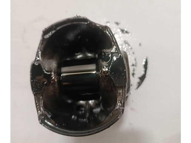 Píst 0851e   Ford S-MAX     