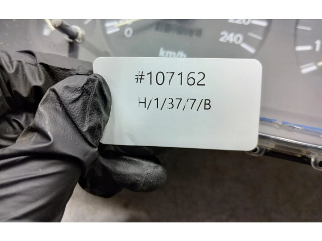 Панель приборов MR114265 Mitsubishi Carisma