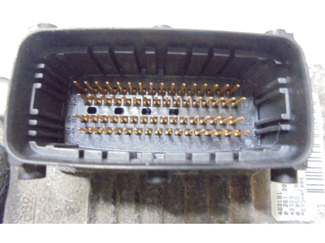 Блок управления двигателем Блок управления 0261207490, 0261207490 Fiat Albea